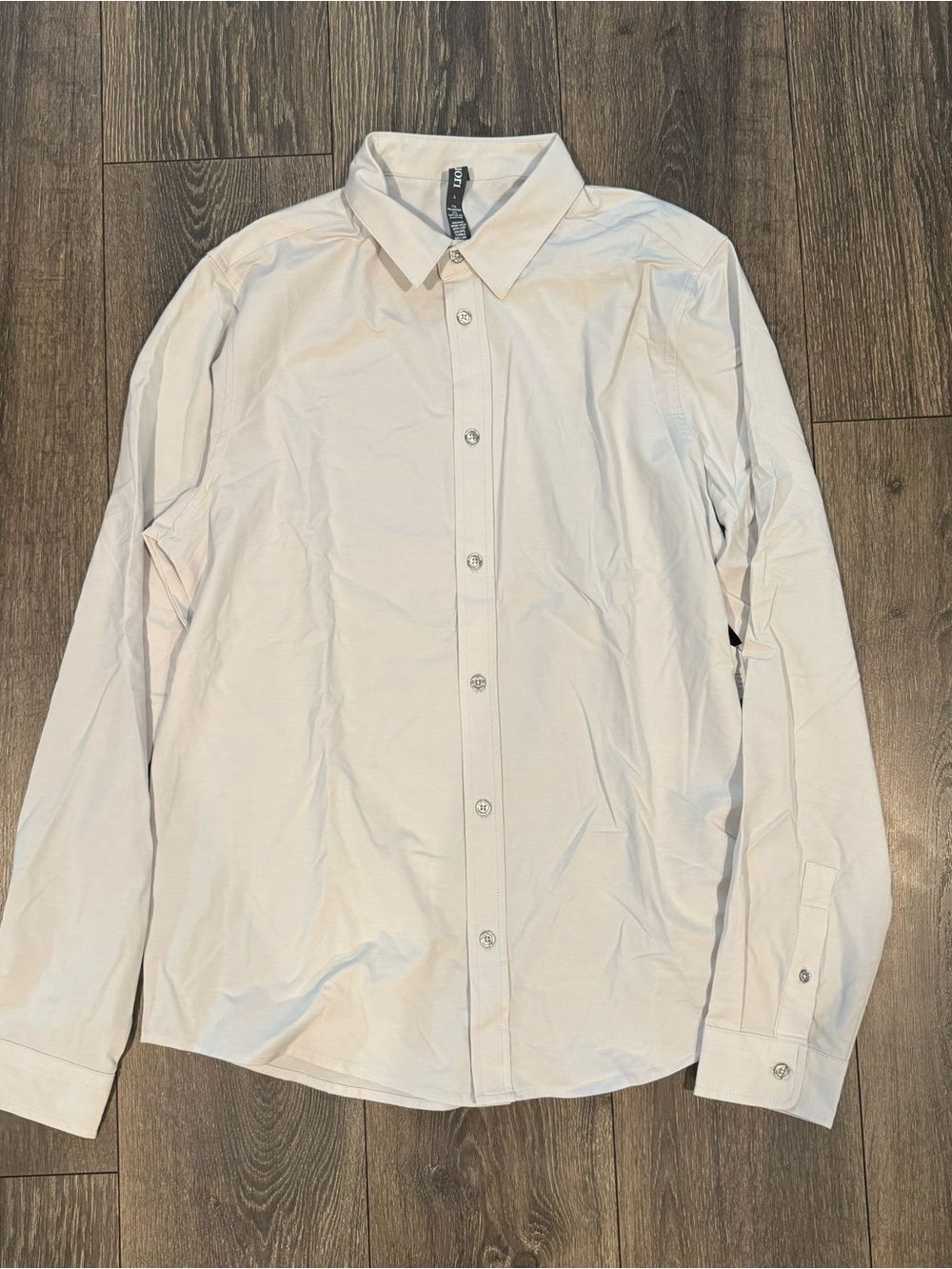 Vuori Long Sleeve Bridge Button Down
